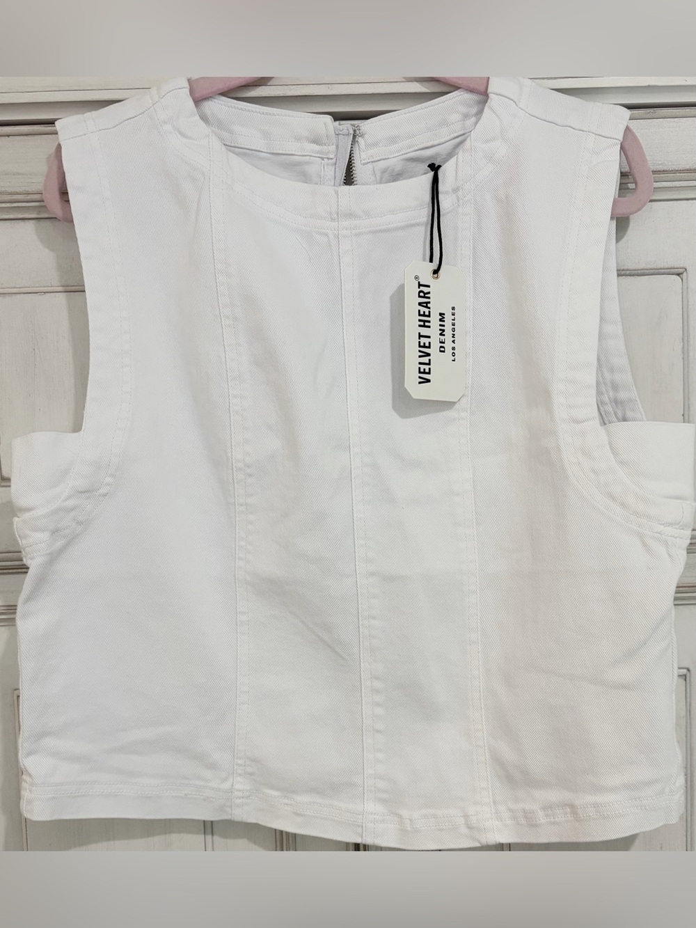 NWT SZ XL Velvet Heart White Denim Zip-Back Top